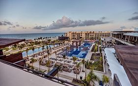 Hotel Royalton Riviera Cancun